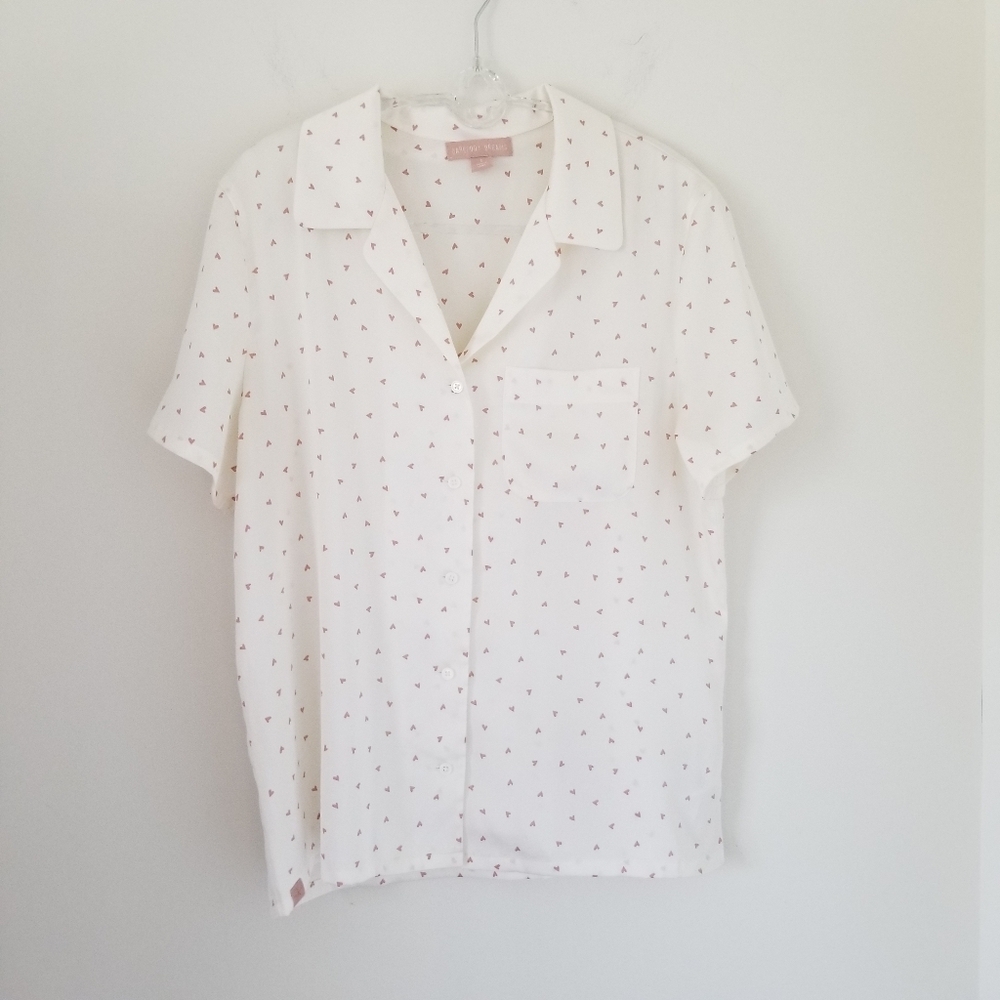 Barefoot Dreams Button Up Scattered Hearts Pajama Satin Top Lounge Comfort Small